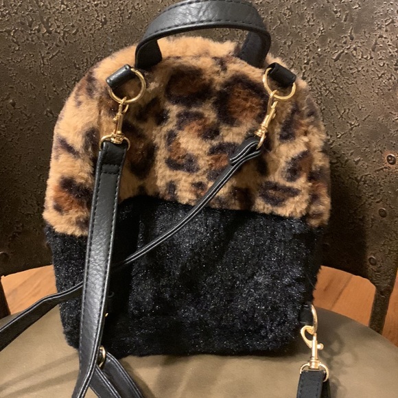 Women’s backpack - Picture 2 of 3